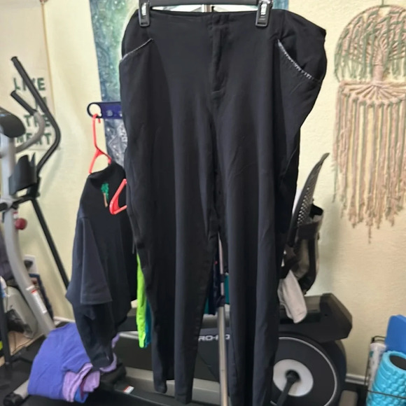 INC Women’s black slacks - leather like trimmed pockets stretchy slacks 20W - Picture 1 of 3